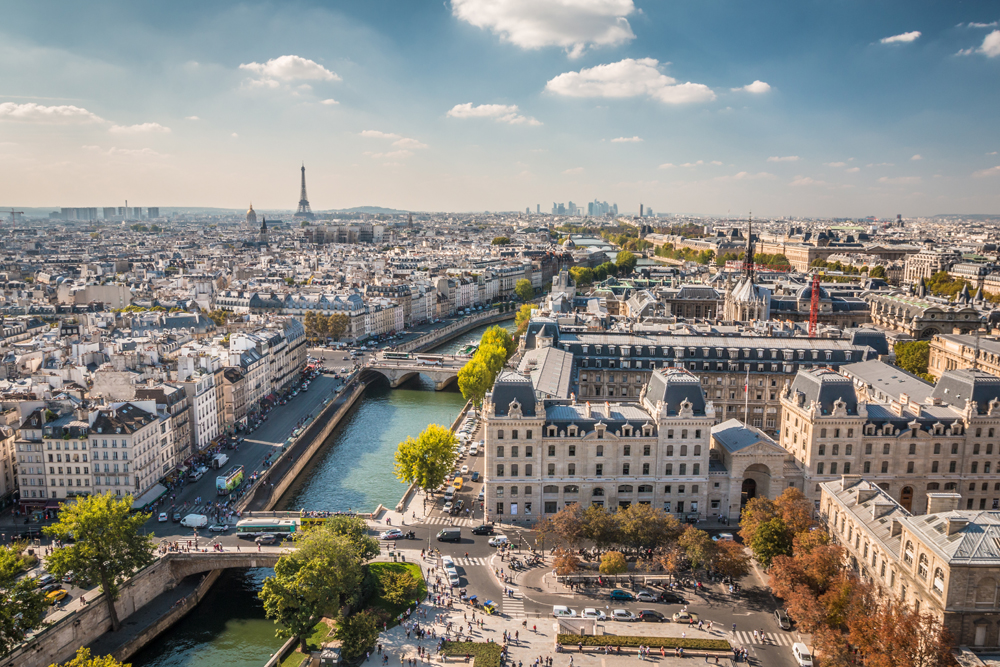 Summer in Paris France PARIS 75001 SDIAG DIAGNOSTIQUES IMMOBILIERS